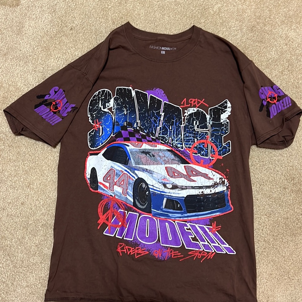 Large men’s tee